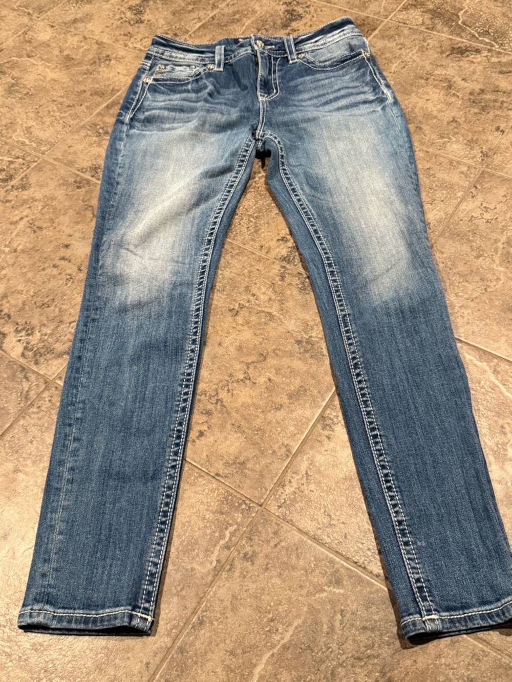 🌯Women's miss me Mid Wash Blue Straight-Leg Jeans missing no jewels
